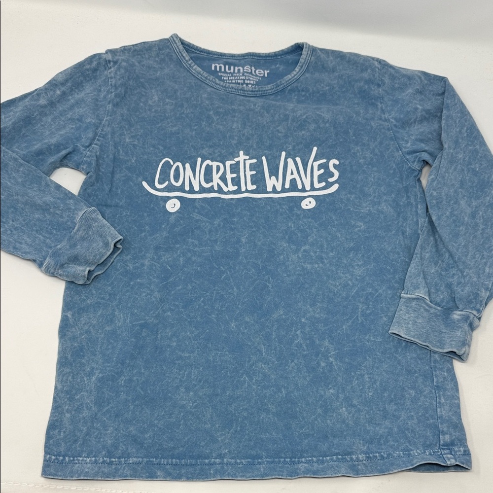 Munster Kid’s Blue Mineral-Wash 'Concrete Waves' Long Sleeve Tee size 6